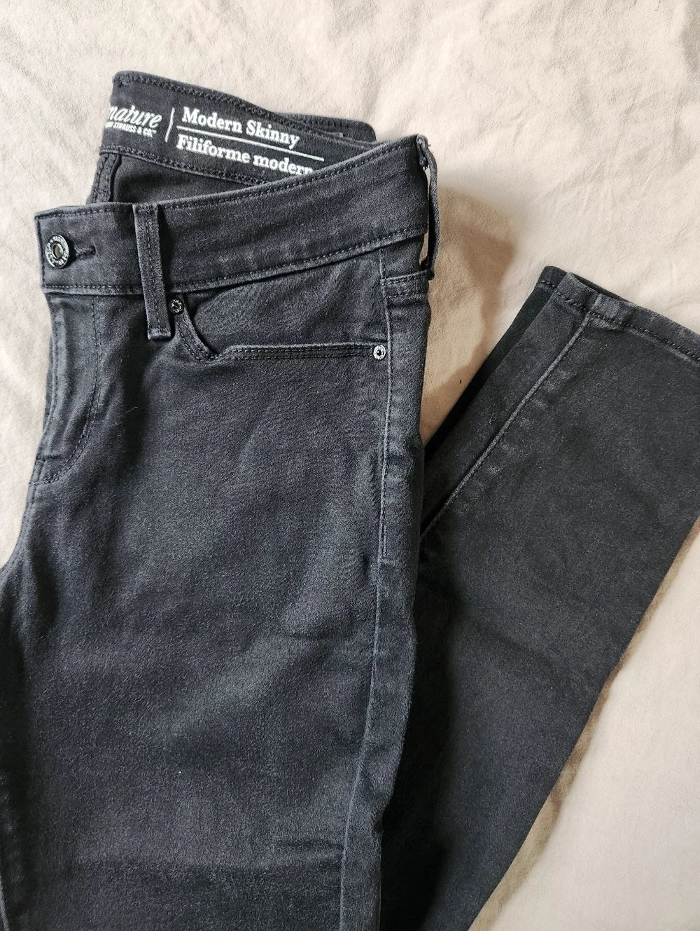 Levi Strauss Signature Women’s Modern Skinny Jeans - Size 6 - Picture 2 of 12